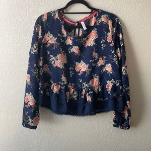 Xhilaration Women Floral Top - Size M